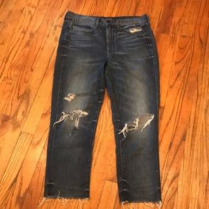 AYR Ripped Boyfriend Fit dark-er washed jeans